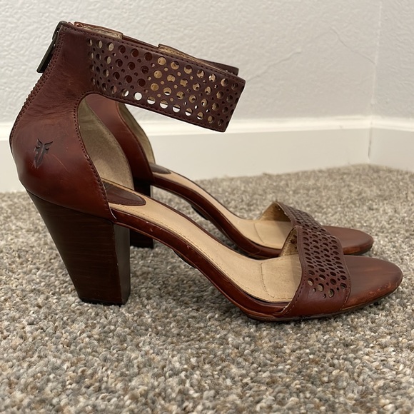 Frye heeled sandals. Skye Perf Ankle - Picture 2 of 14